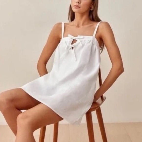 Reformation white linen dress - Picture 1 of 3